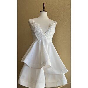 Love Cat  Women's White Lace Plunging Skater Dress Size M